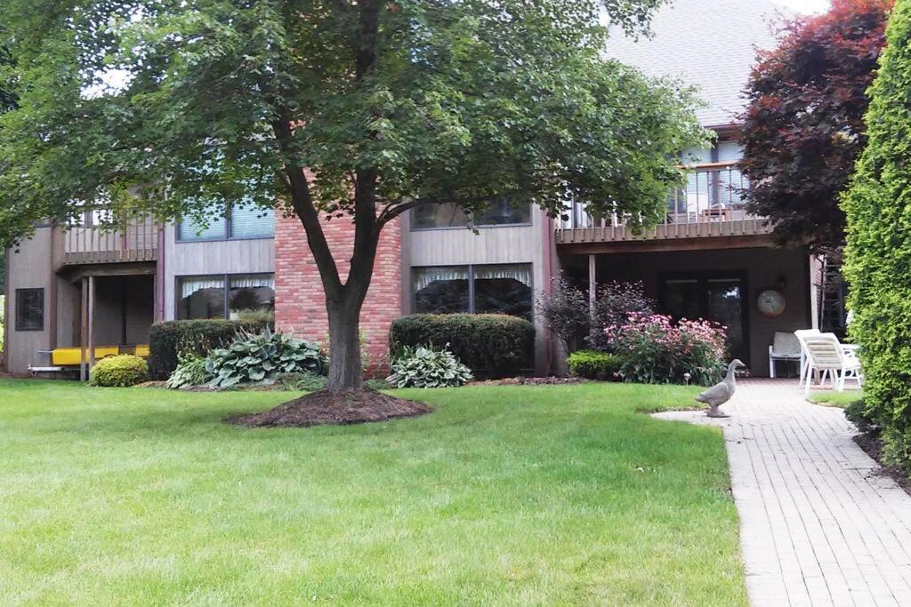 Private Guest Suite On The Portage Lakes Akron Exterior foto